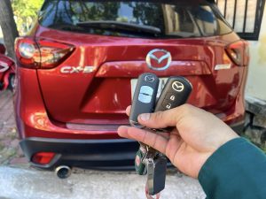 làm chìa khóa xe Mazda
